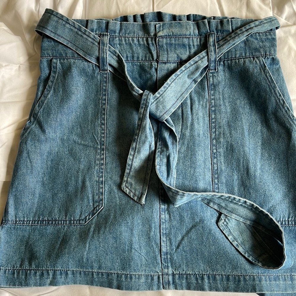 American Eagle Skirt